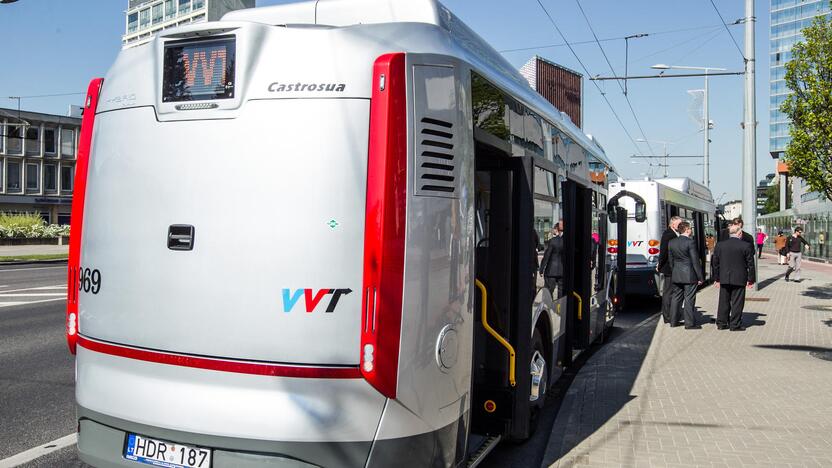 Vilniaus gatvėse – nauji autobusai