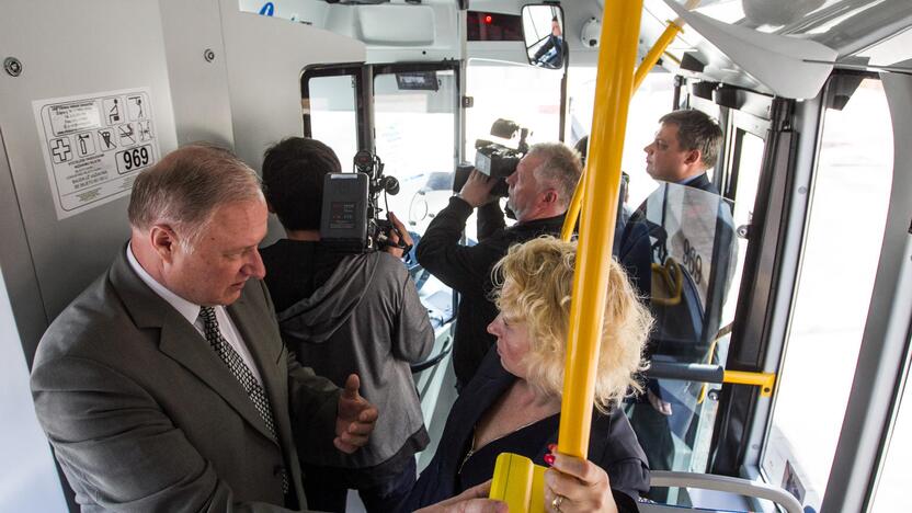 Vilniaus gatvėse – nauji autobusai