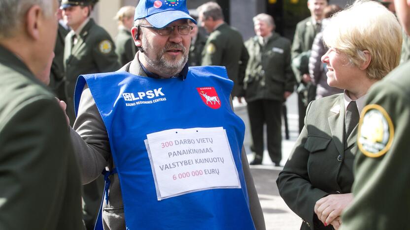 Miškininkų protestas prie Seimo