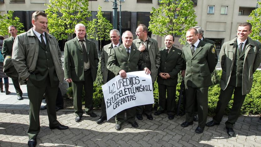 Miškininkų protestas prie Seimo