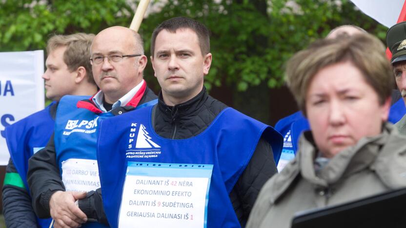 Miškininkų protestas prie Seimo