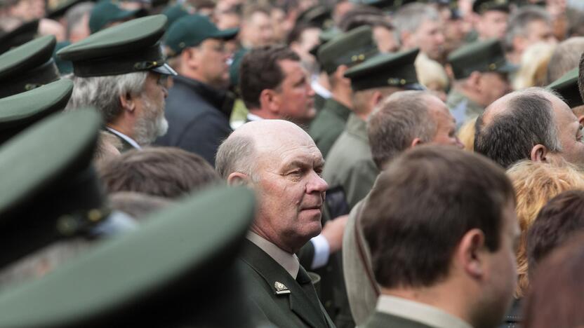 Miškininkų protestas prie Seimo