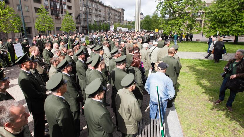 Miškininkų protestas prie Seimo