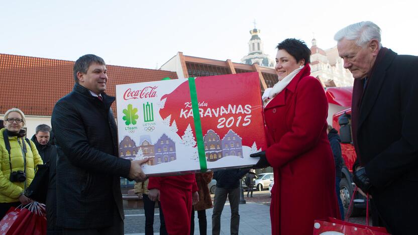 Startavo labdaringas Kalėdų karavanas