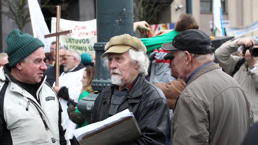 Pieno gamintojų protesto akcija