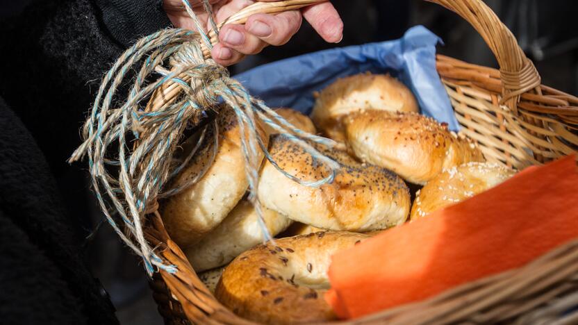 Žydų gatvėje – lentelė hebrajų ir jidiš kalbomis