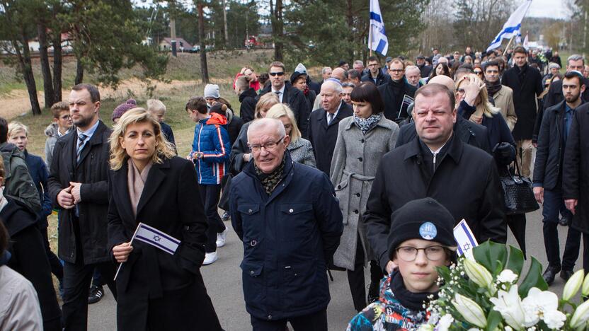 Panerių memoriale vyko Gyvųjų maršo procesija