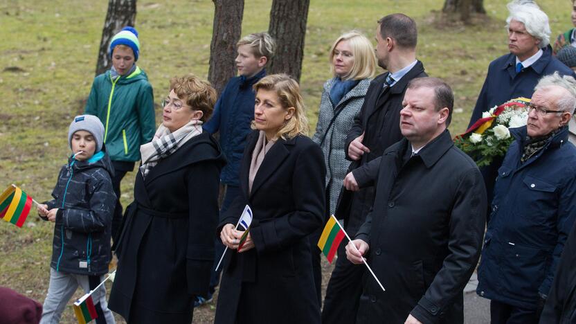 Panerių memoriale vyko Gyvųjų maršo procesija