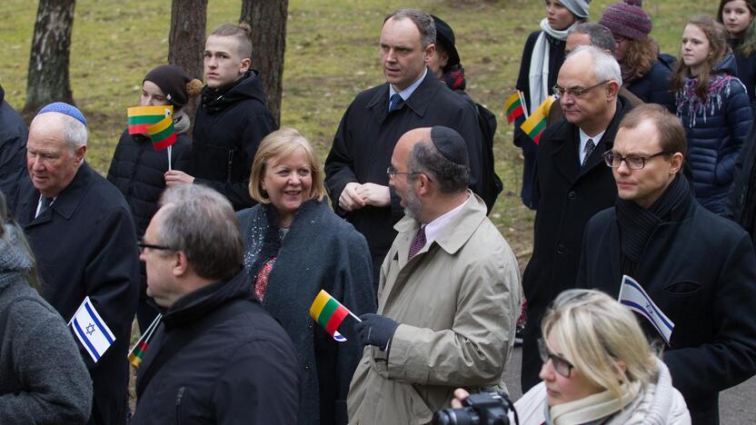 Panerių memoriale vyko Gyvųjų maršo procesija