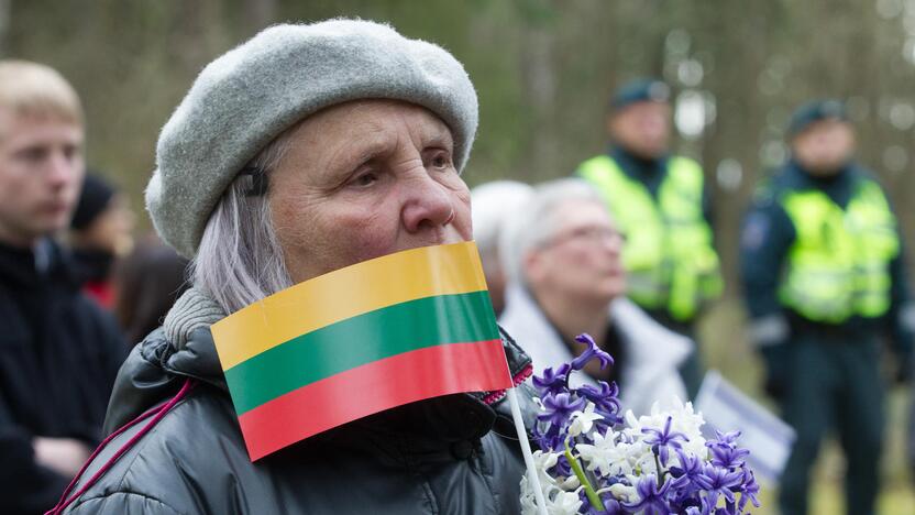 Panerių memoriale vyko Gyvųjų maršo procesija