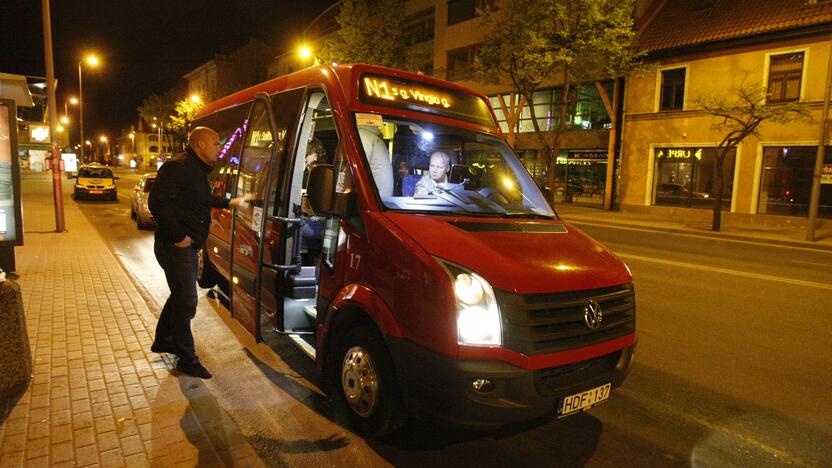 Laikas: naktinis autobusas penktadieniais ir šeštadieniais kursuos visą vasarą.