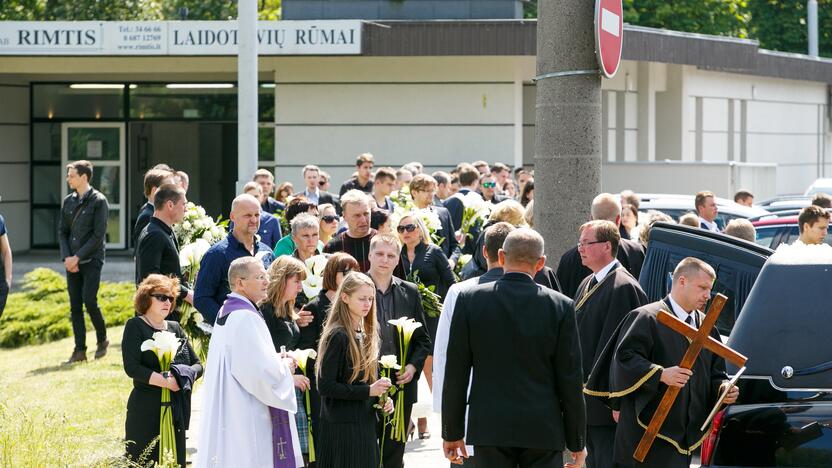 Nužudyto verslininko Aurimo Rapalio laidotuvės