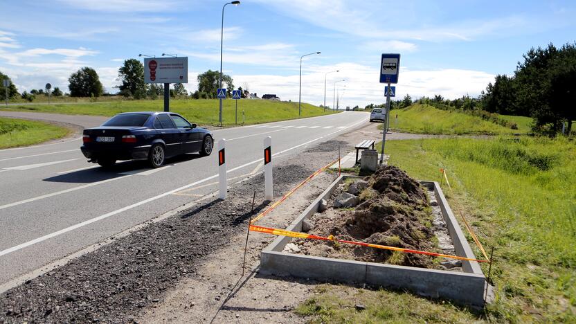 Darbai: "Šilojų" stotelėje bus įrengtas keleivių laukimo paviljonas.