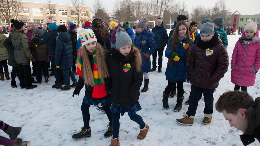 Gimnazistų sveikinimai Lietuvai