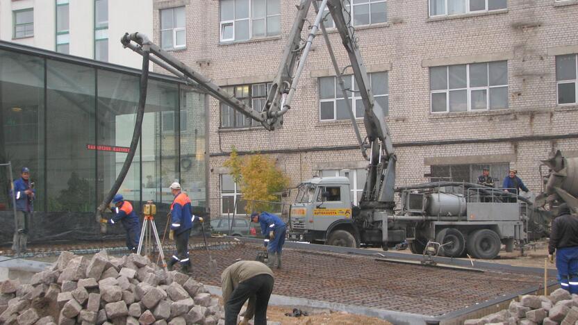 Tvarkant Prisikėlimo bažnyčią – netikėti radiniai