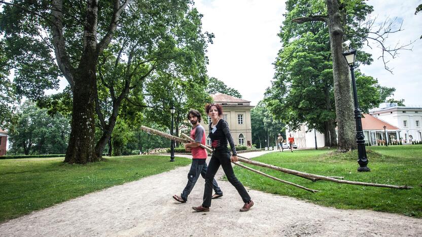 Landart meno kūrimas Raudondvario dvaro parke