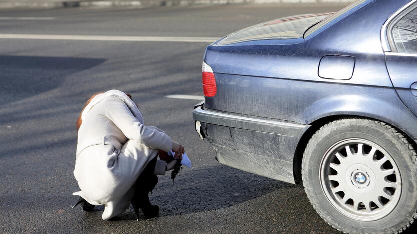 Minijos gatvėje susidūrė trys automobilaii