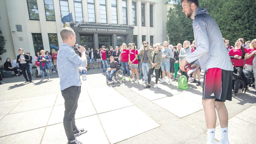 Pozicija: D.Motiejūnas nepritaria Sporto universiteto prijungimui.