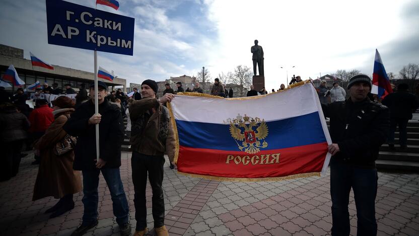 Ukrainoje – protestai priešingose barikadų pusėse