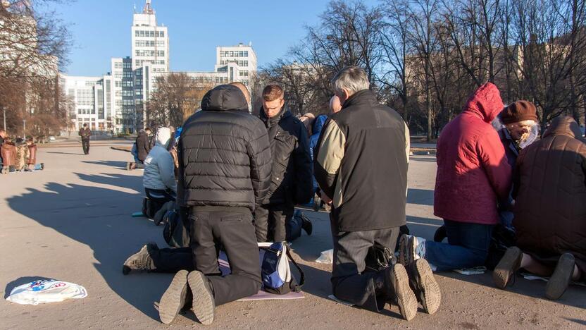 Ukrainoje – protestai priešingose barikadų pusėse