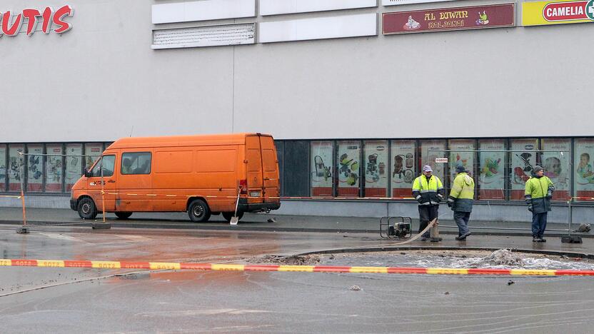 Vandentiekio avarija Jonavos gatvėje