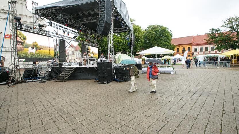 Maisto festivalis "Skanaus" lietingą šeštadienį