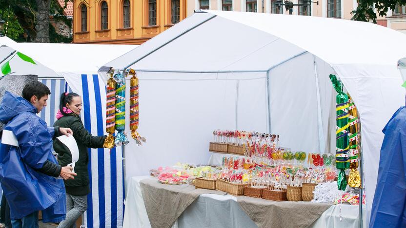 Maisto festivalis "Skanaus" lietingą šeštadienį