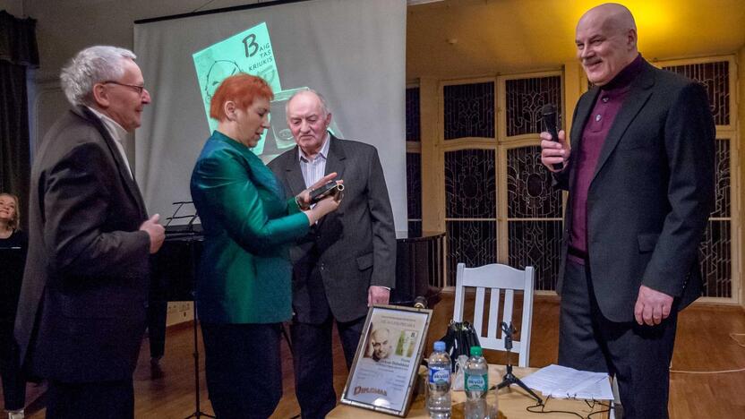 Vieno lito premijos laureatu paskelbtas A. Dabulskis