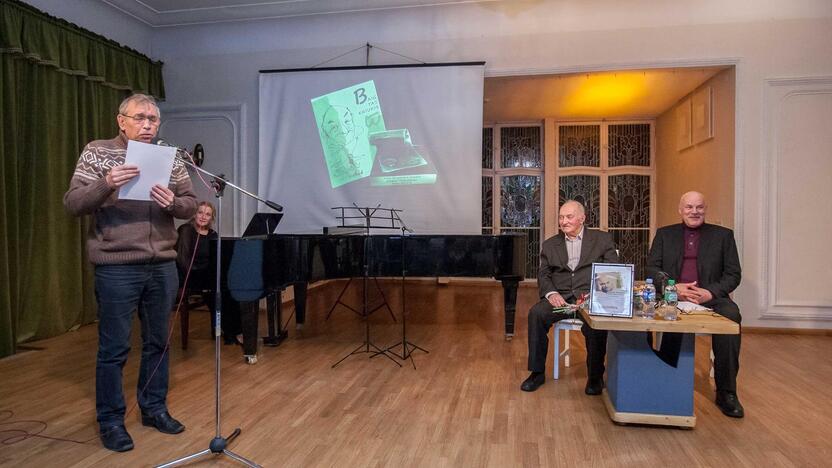 Vieno lito premijos laureatu paskelbtas A. Dabulskis