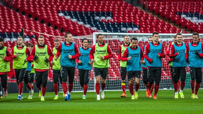 Lietuvos futbolo rinktinės treniruotė "Wembley" stadione