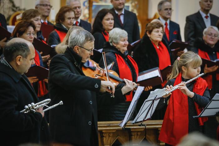 Kalėdinių giesmių festivalis