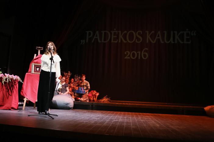 Padėkos kaukės 2016