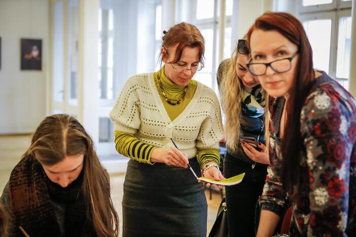 Odinių apyrankių gamybos dirbtuvėlės