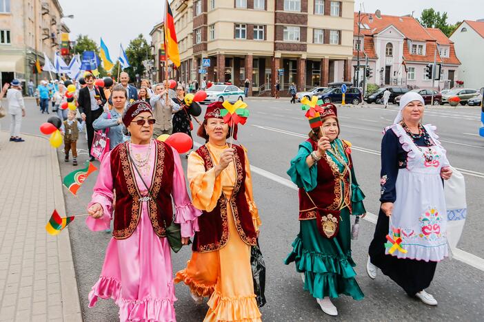 Klaipėda iškilmingai švenčia Valstybės dieną