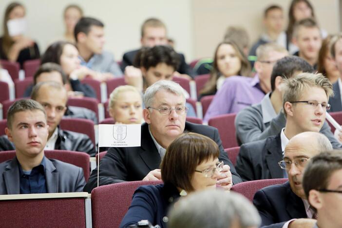 Klaipėdos universitetas pasveikino studentus