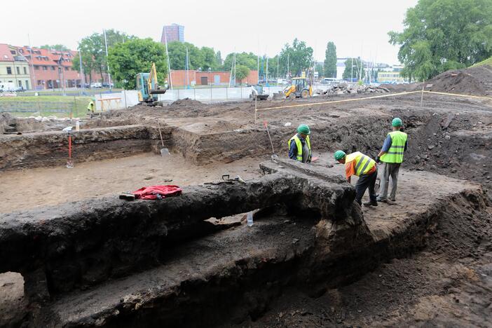 Archeologiniai kasinėjimai piliavietėje