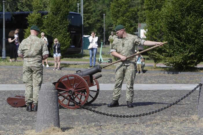 Dragūnų bataliono 30-metis