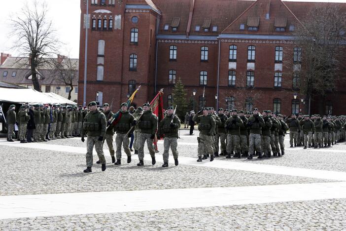 Uostamiestyje – vadų pasikeitimo ceremonija