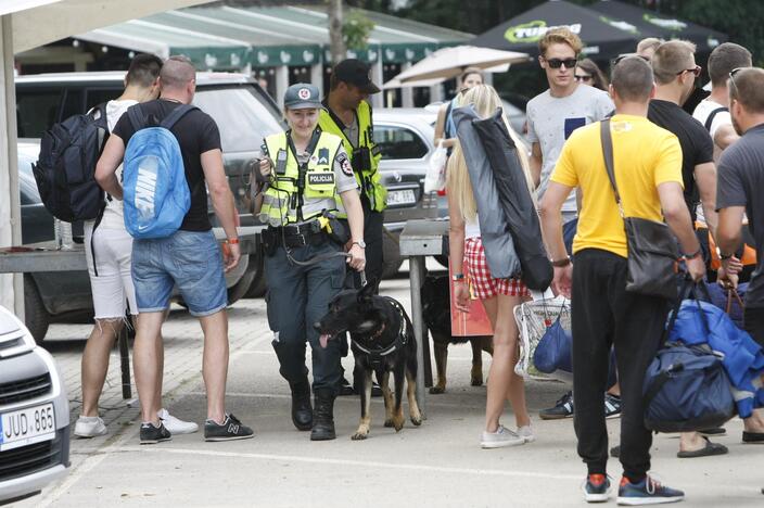 Karklėje – festivalininkų apgultis