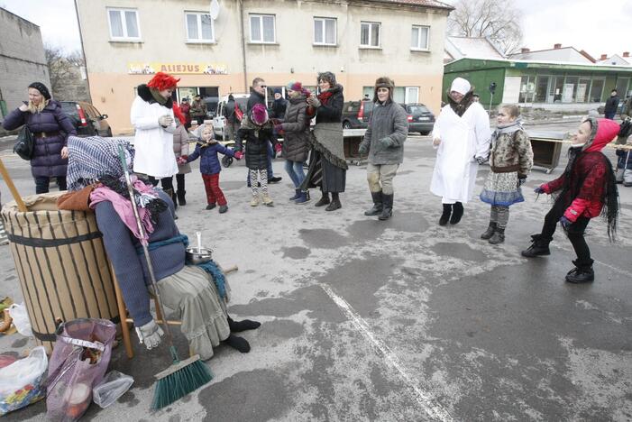 Žiemos varymo jomarkas Klaipėdos Turgaus aikštėje