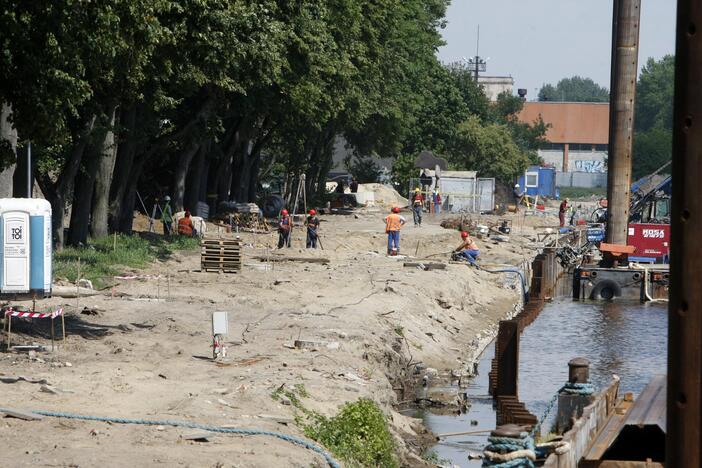 Dangės skveras: prašoma pratęsti darbų terminą