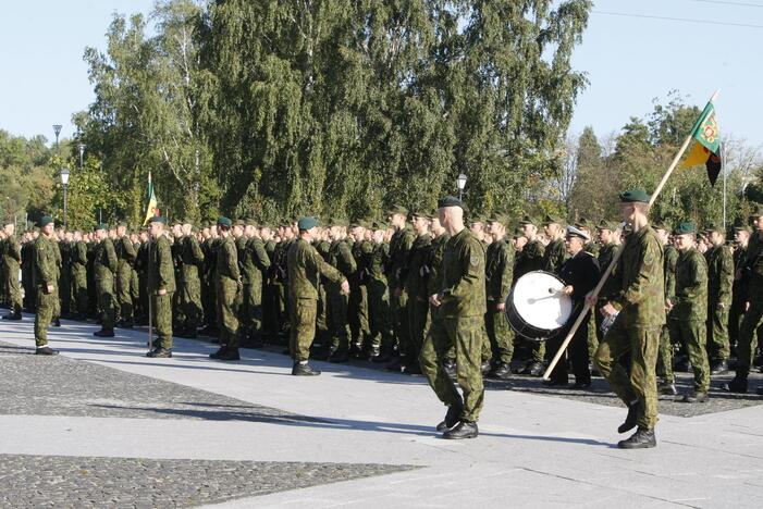 Savanorių karo priesaika