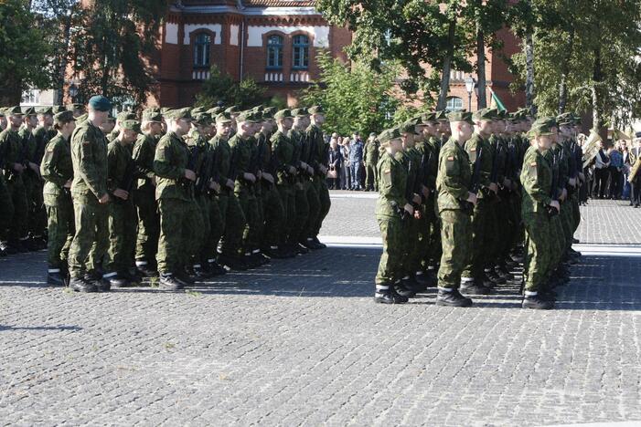 Savanorių karo priesaika