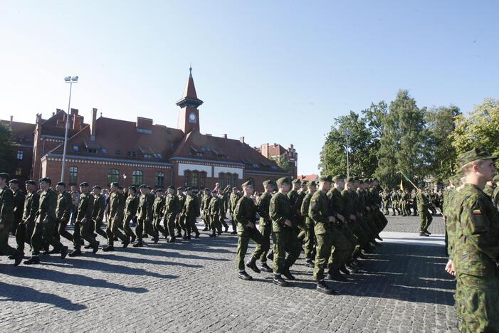 Savanorių karo priesaika