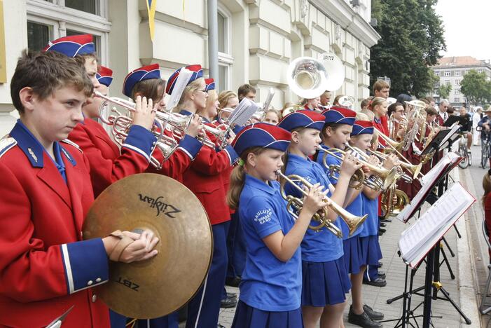 Jūros šventės vėliavos pakėlimo ceremonija