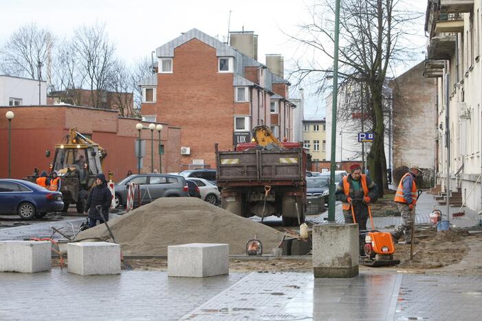 Puodžių gatvės remontas atidėtas