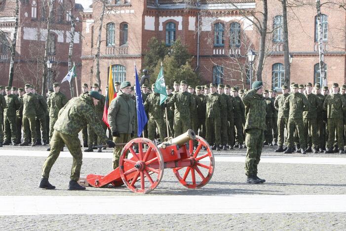 NATO 15 metų