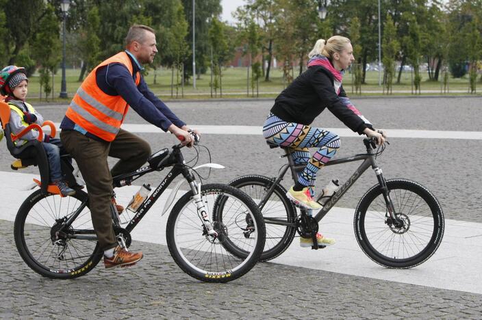 Savižudybių prevencijos dieną paminėjo dviračių žygiu