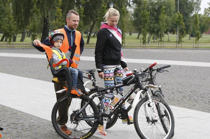 Savižudybių prevencijos dieną paminėjo dviračių žygiu