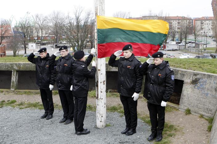 Tautinės vėliavos pakėlimas Klaipėdoje